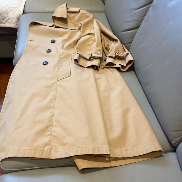 London Fog Tan Trench Coat - Picture 11 of 16